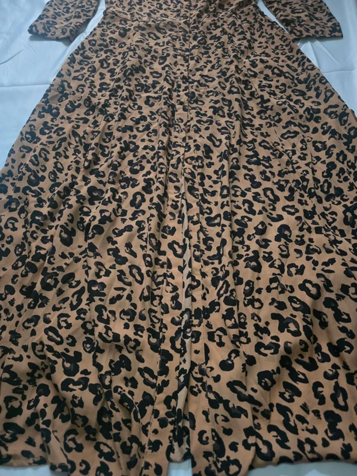 Girl In Mind animal print shirt dress, BNWT, 3/4 length sleeve, button front