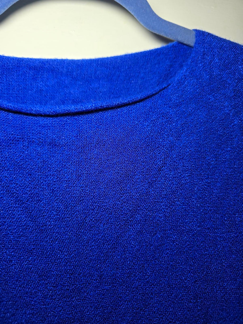 Blue Thin Knitted Long Sleeve Knit Sweater, slash neck, long sleeve, size M