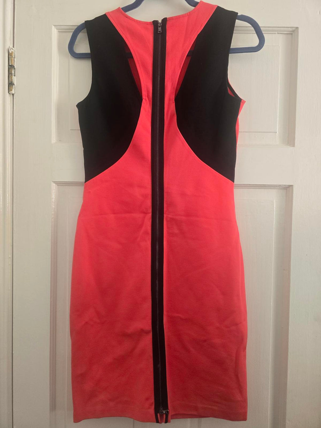 Kenneth Cole Pink Sleeveless Colour Block Bodycon Dress with Back Zip, size 6