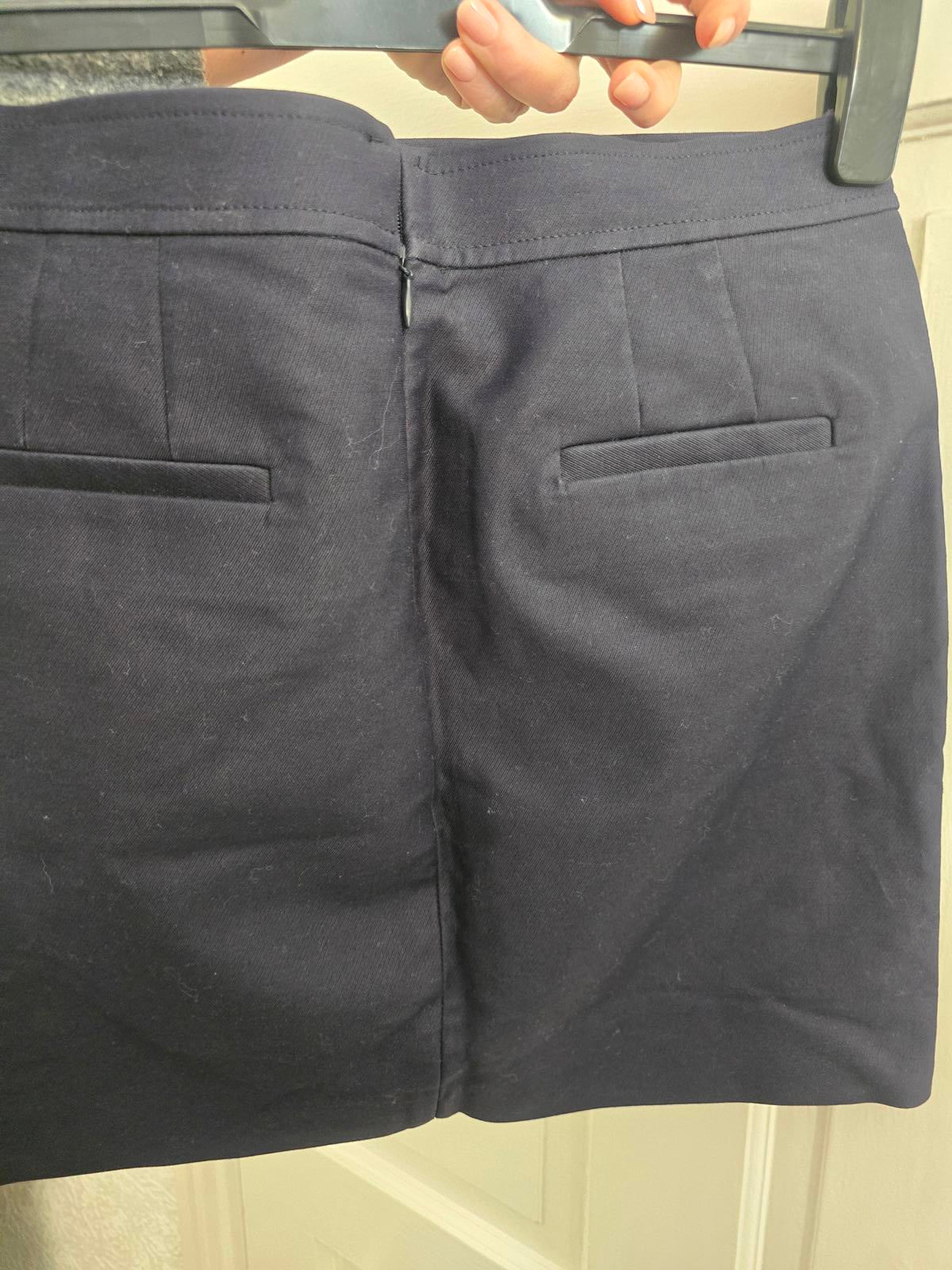 J.Crew Navy Blue Mini Skirt with Gold Buttons Size 2 (size 6/8)