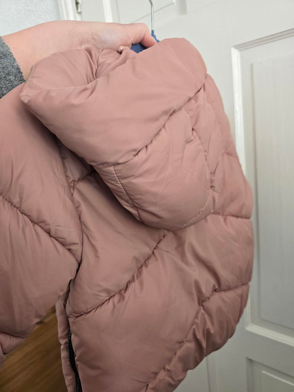 Zara Kids Pink Puffer Jacket with Hood, Age 7, Water resistant, hood