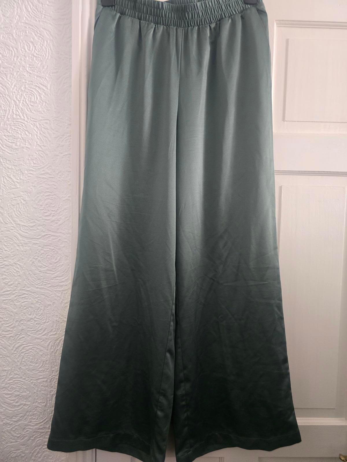 Vero Moda Satin Two-Piece Coord Set Cropped Shirt & Wide-Leg Trousers, L, BNWT