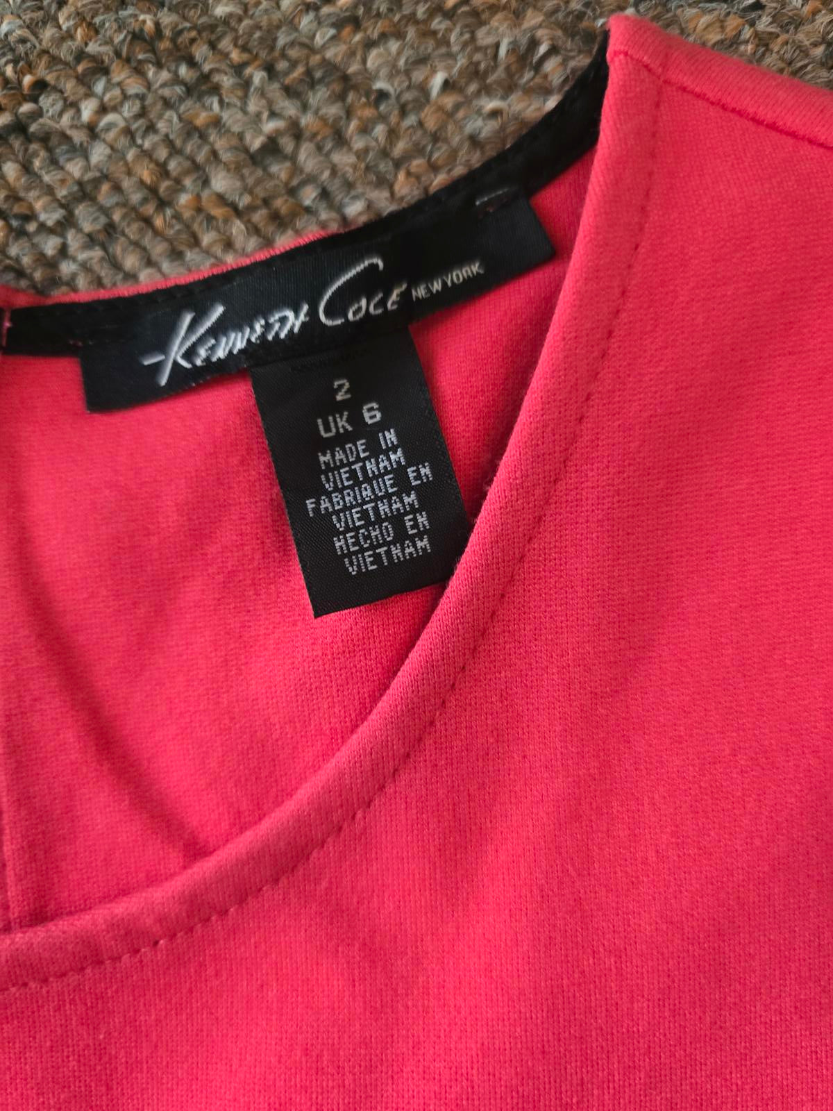 Kenneth Cole Pink Sleeveless Colour Block Bodycon Dress with Back Zip, size 6