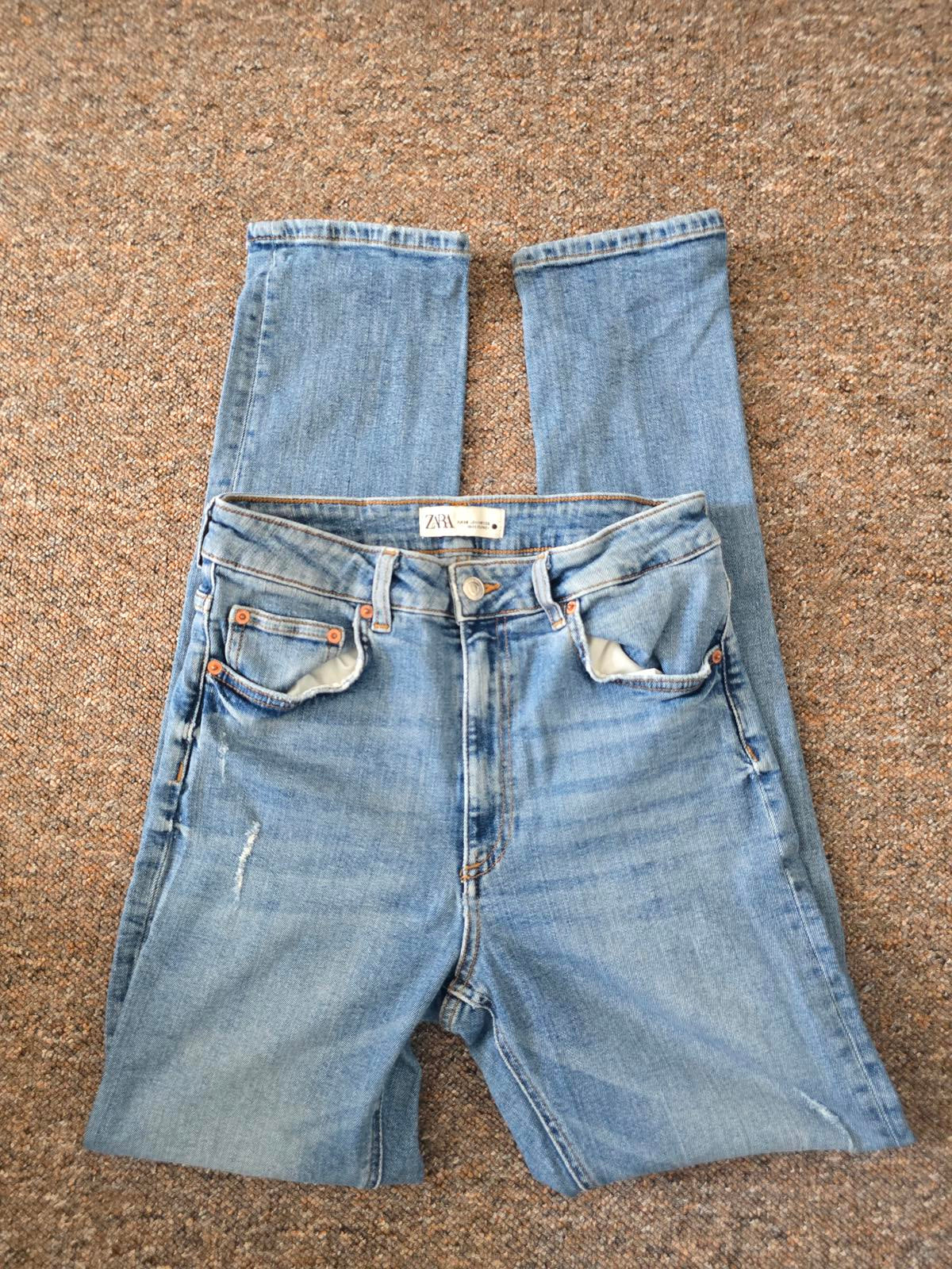 Zara The HW Slim Full Length Light Blue Denim Jeans, size 10