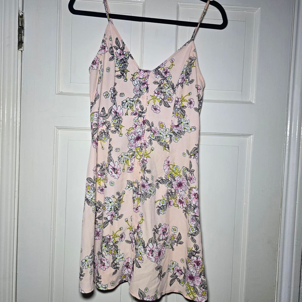 Floral print mini dress with open back detail, great for hol, summer, size 8