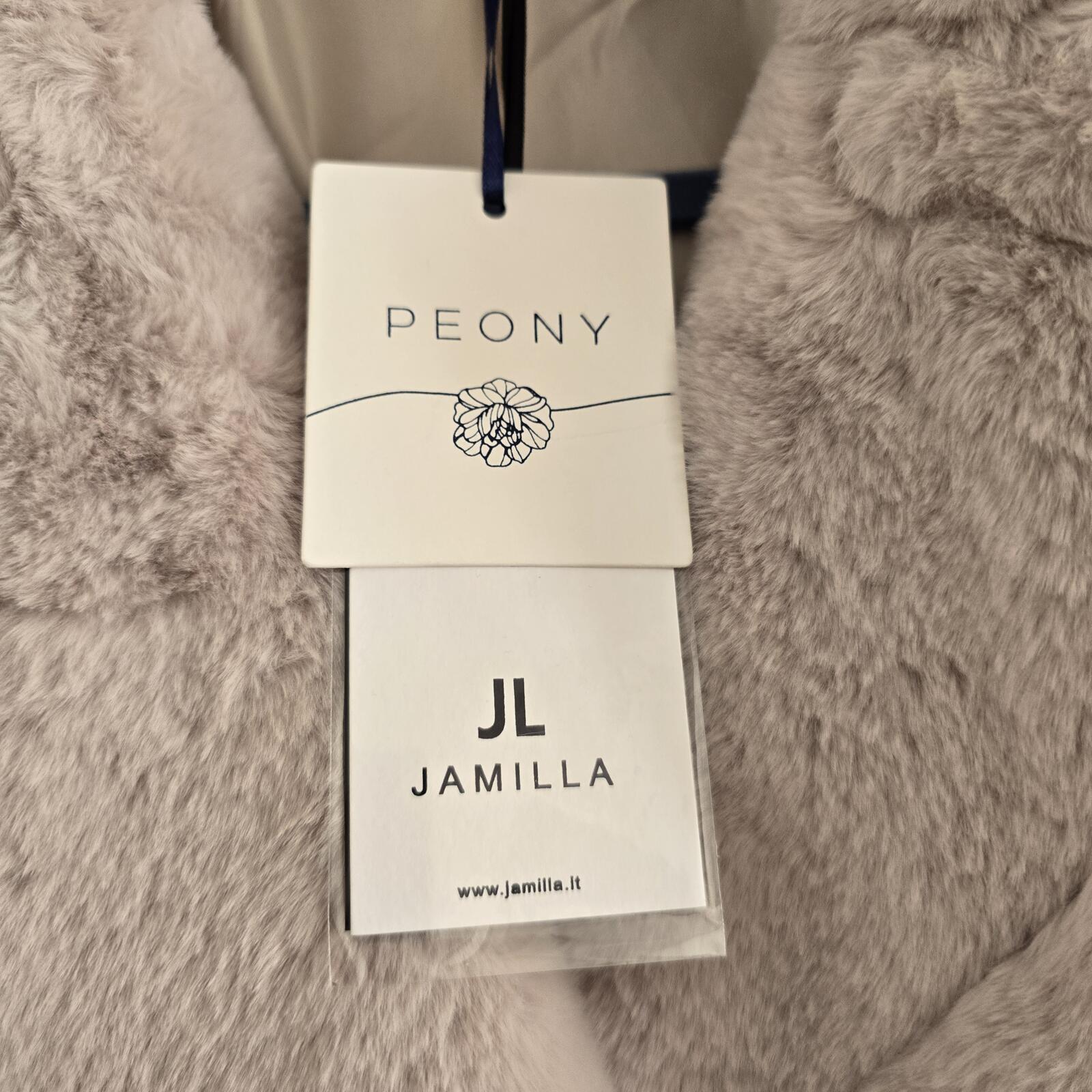 Jamilla EcoFur Sleeveless Faux Fur Vest, super soft, fluffy gilet BNWT