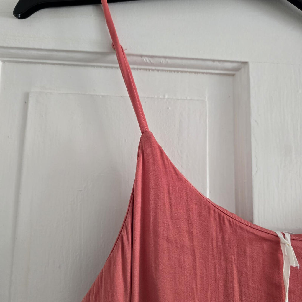 Elegant Coral Pink Slip Dress with Adjustable Straps, BNWT, size M, summer