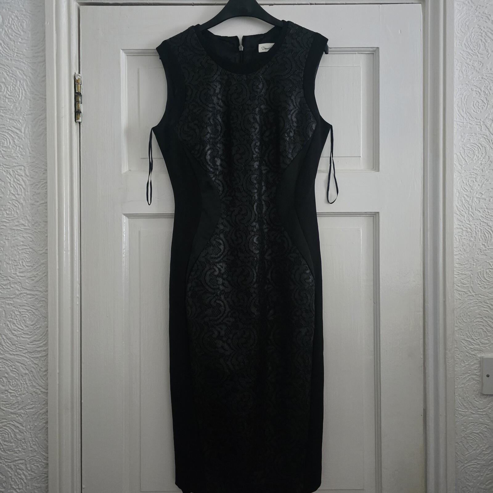 Damsel in a Dress Black Pencil Dress, Bodycon Panelled, Lace, sleeveless Size 12