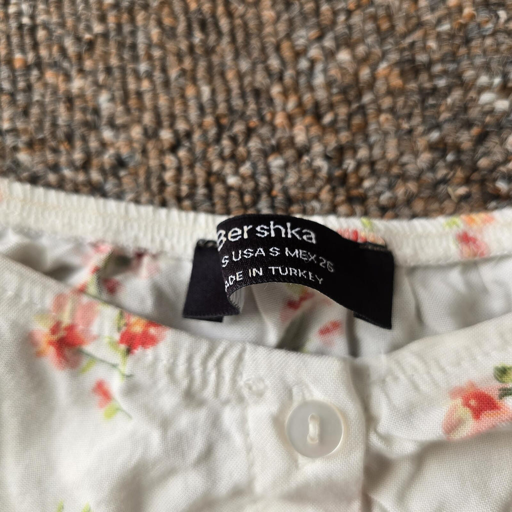 Bershka Floral Puff Sleeve Crop Top - Size S, preppy, cute, summer, holiday