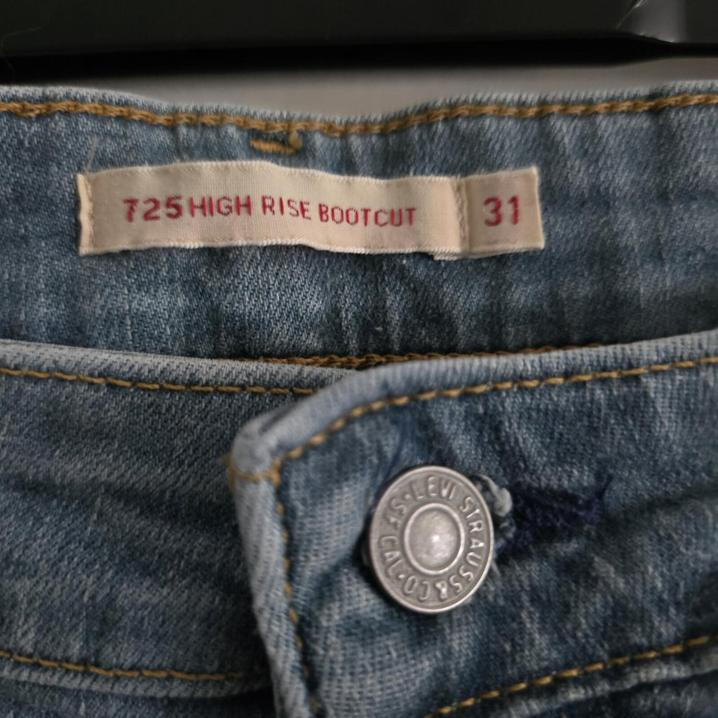 Levi's 725 High Rise Bootcut Jeans Size 31 waist (12/14), VGC, mid blue denim