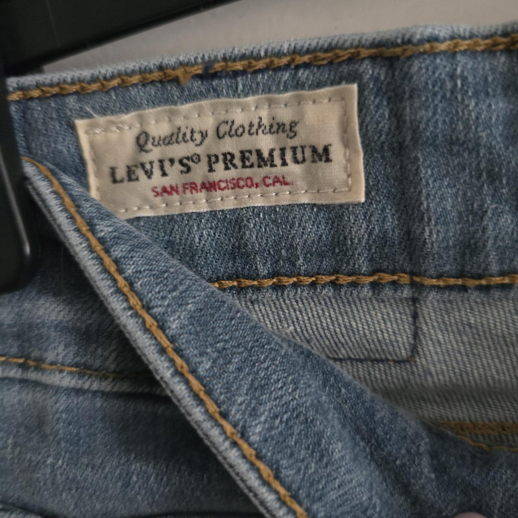 Levi's 725 High Rise Bootcut Jeans Size 31 waist (12/14), VGC, mid blue denim