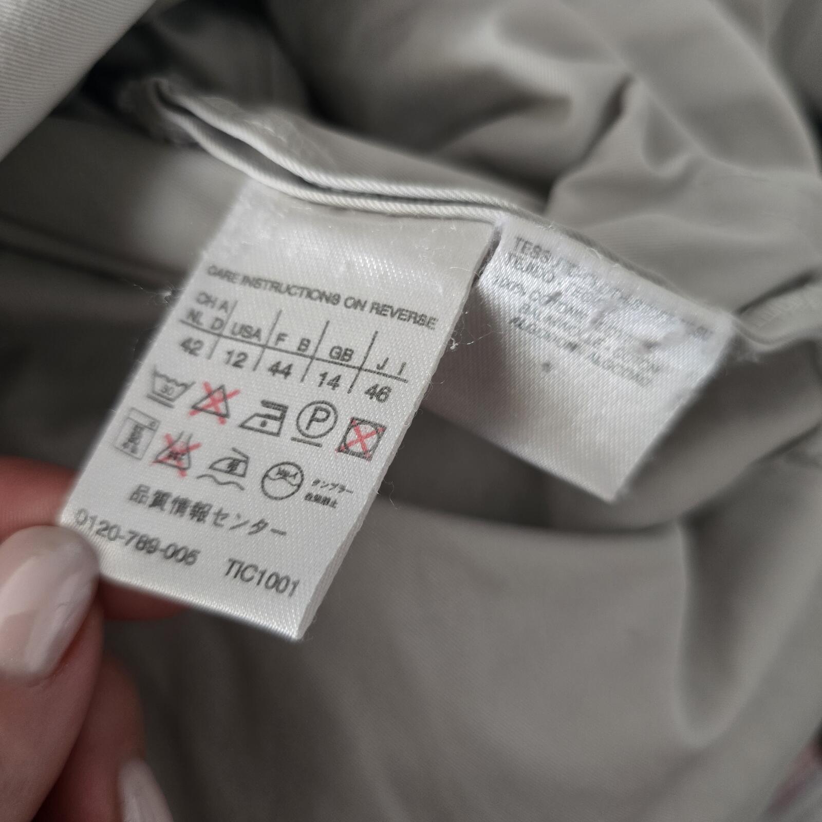 Weekend Max Mara Lightweight Beige Double Breasted Trench Coat with Belt, UK 16