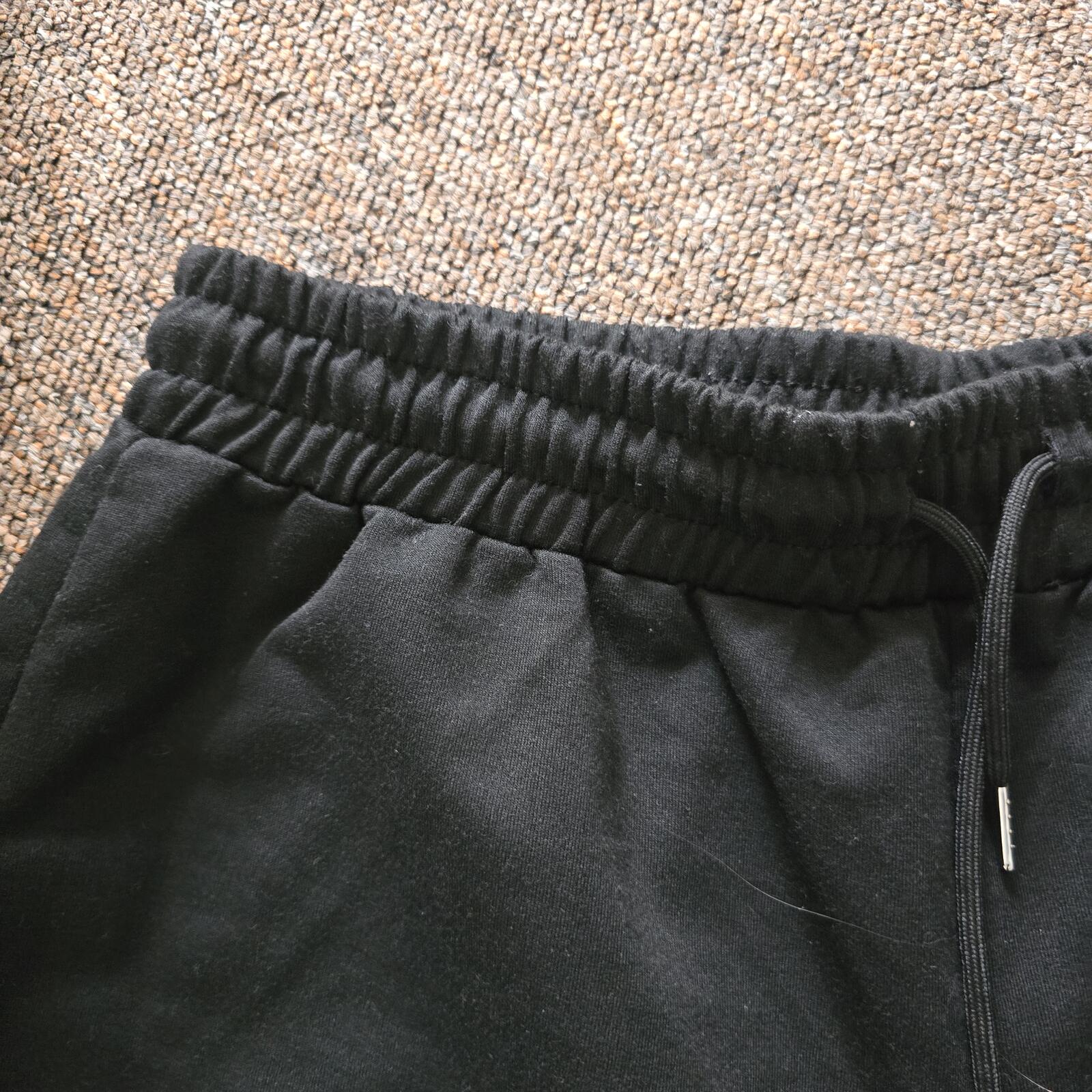 Black Spiderweb Heart Graphic Drawstring Relaxed Fit Lounge Shorts, size L
