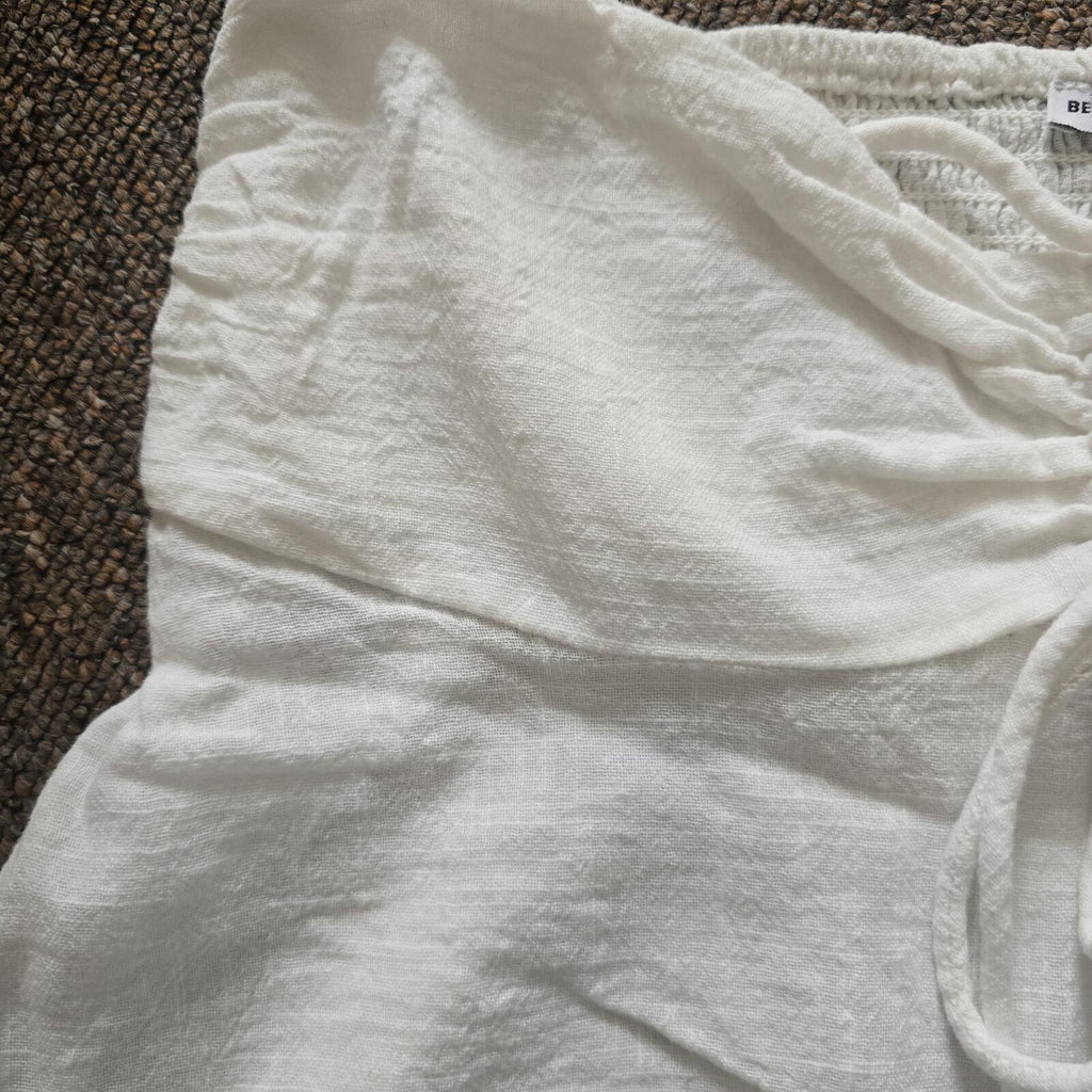 Bershka White Strapless Crinkle Tie-Front Peplum Top, size M, holiday summer