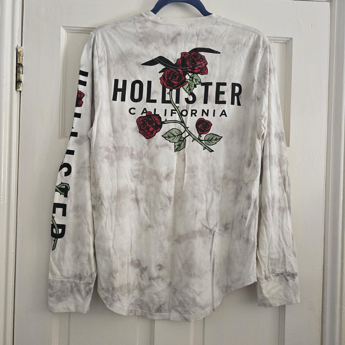 Hollister California Long Sleeve Tie-Dye Rose Graphic T-Shirt Size M