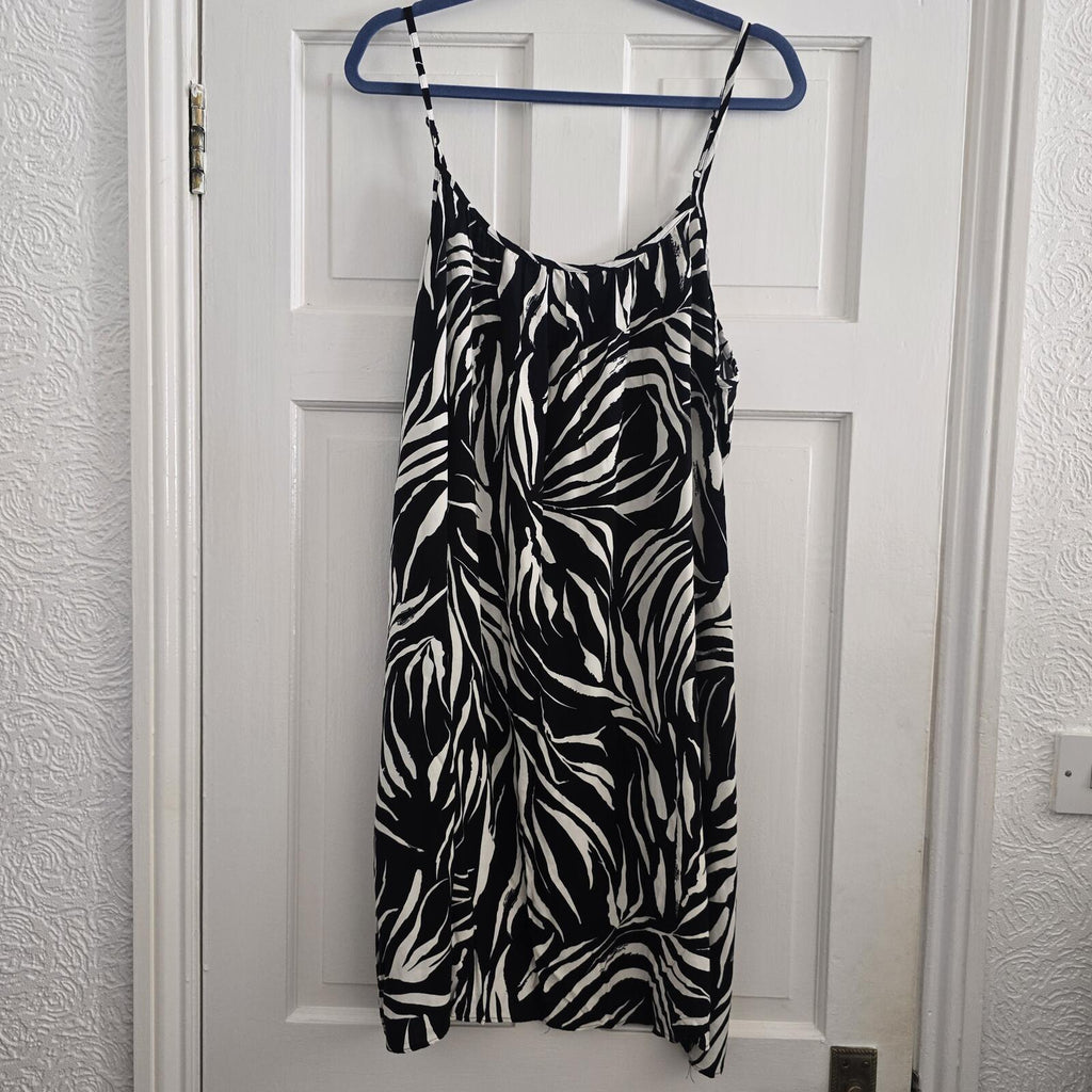 George Black & White Zebra Print Strappy Dress Size 24, summer, lightweight