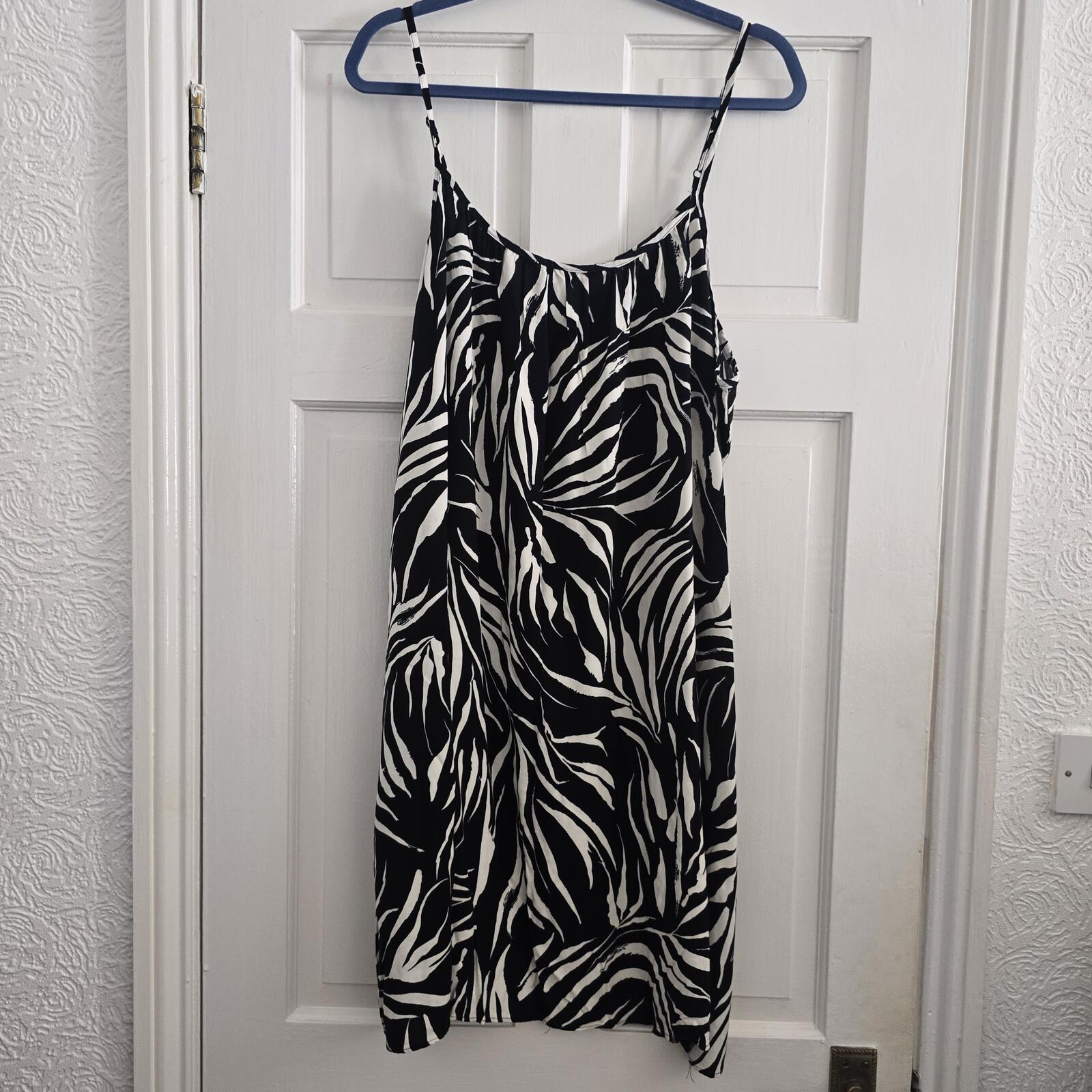 George Black & White Zebra Print Strappy Dress Size 24, summer, lightweight