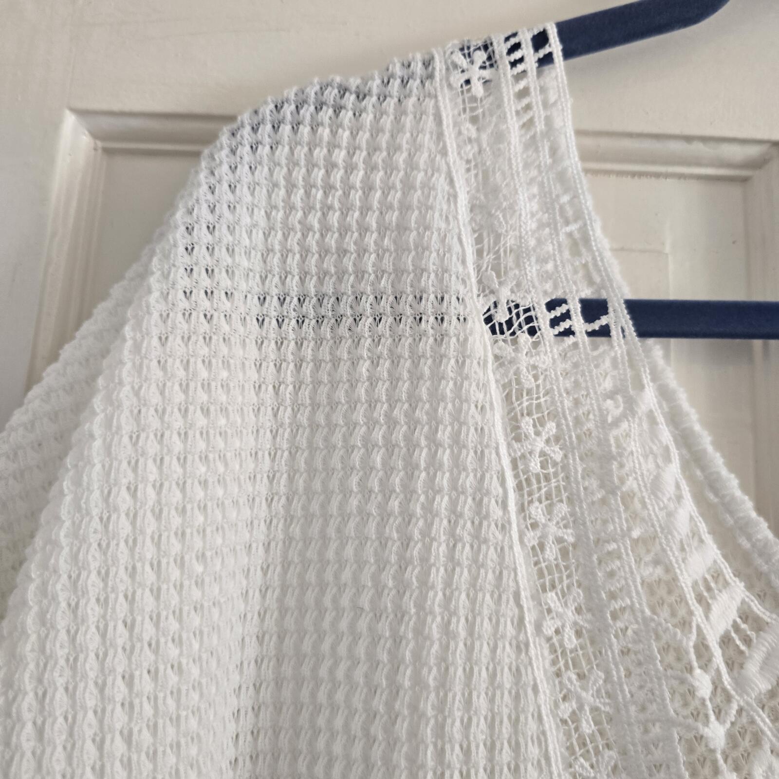 White Waffle Knit Lace Front Top Size 2XL, plus size, relaxed fit