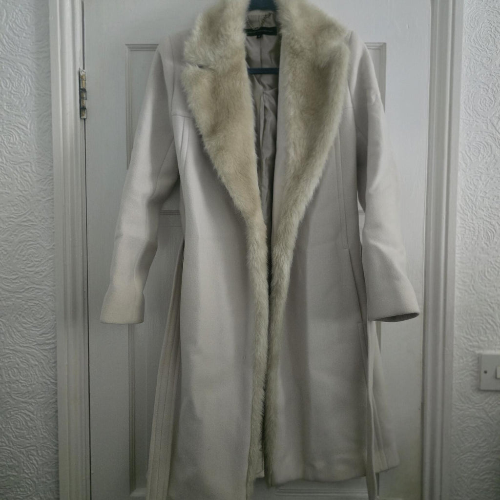 French Connection Cream Belted Faux Fur Collar Coat Size 10, virgin wool mix