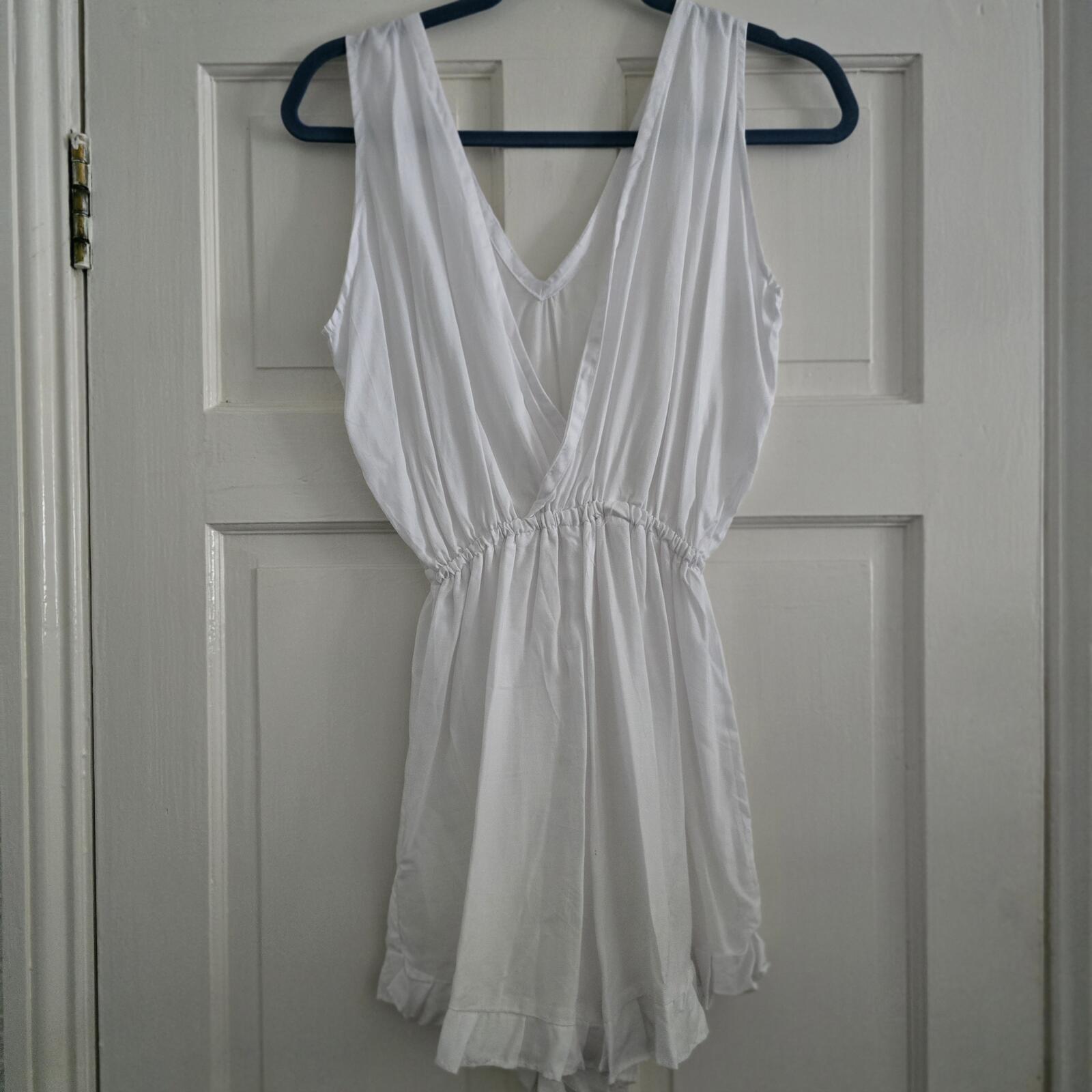 White Sleeveless Deep V Romper Playsuit, size S
