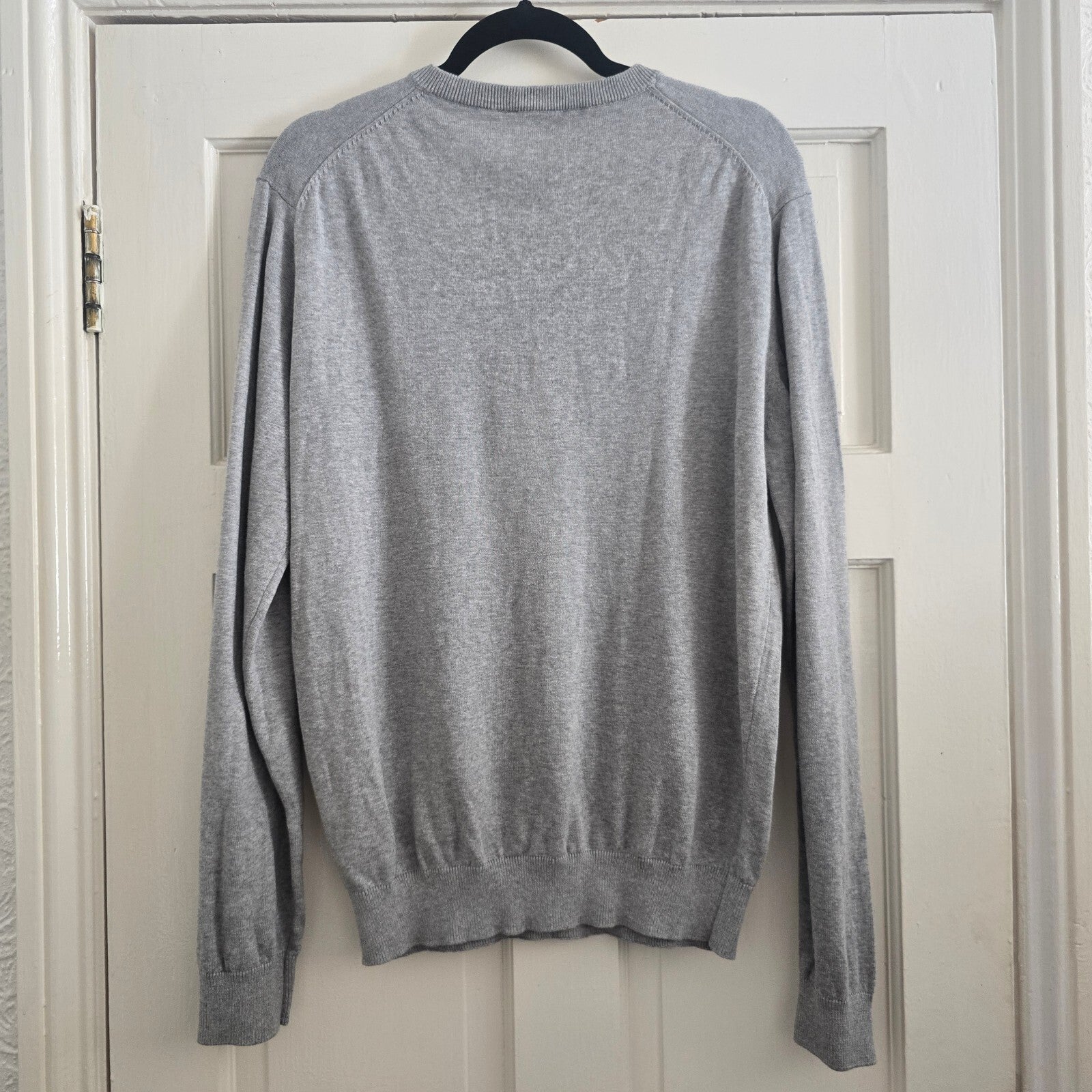 Crew Clothing Company Men's Grey V-Neck Cotton Sweater Jumper Size L