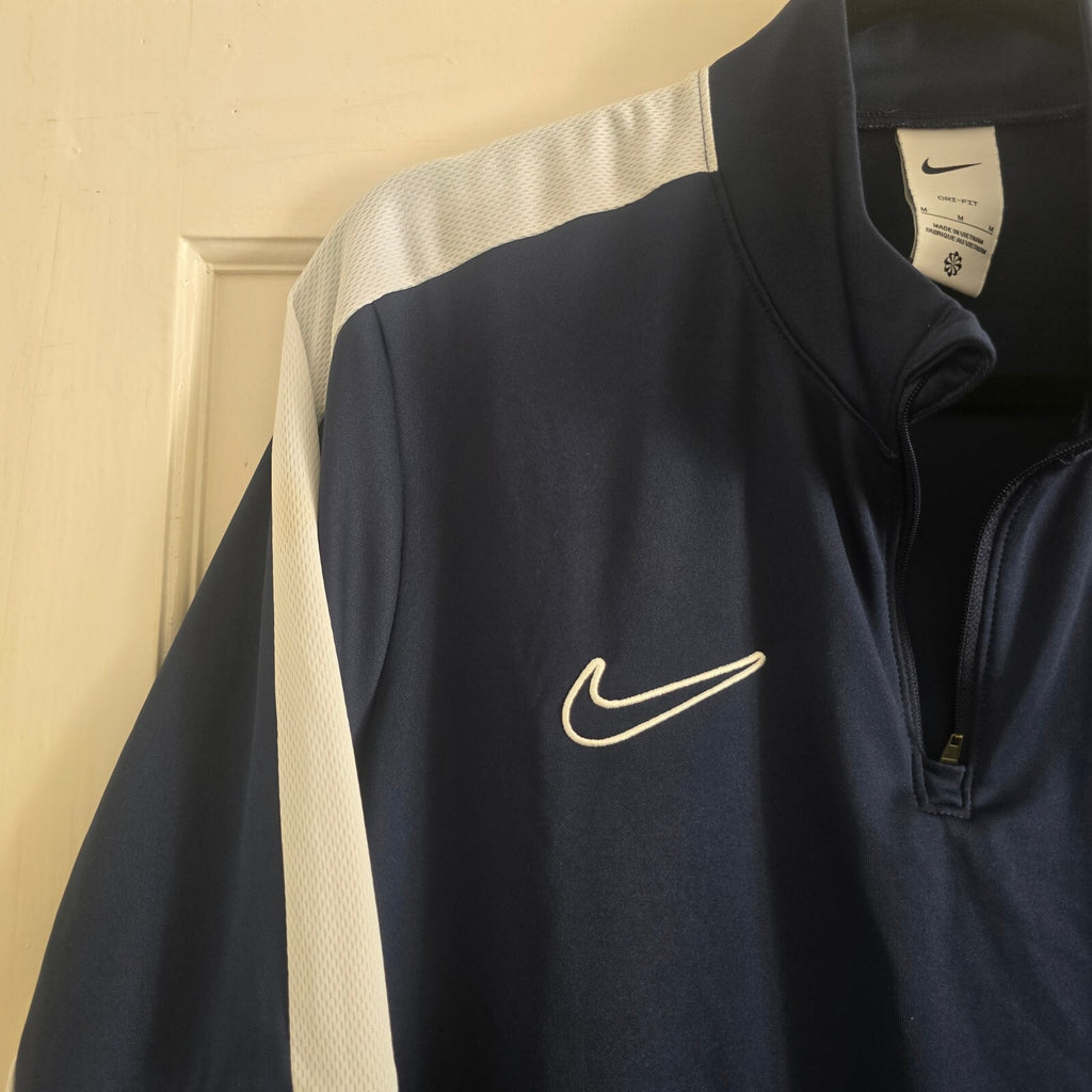 Nike Dri-FIT Navy Blue and White Long Sleeve Sports Top Size M, Mens, Unisex