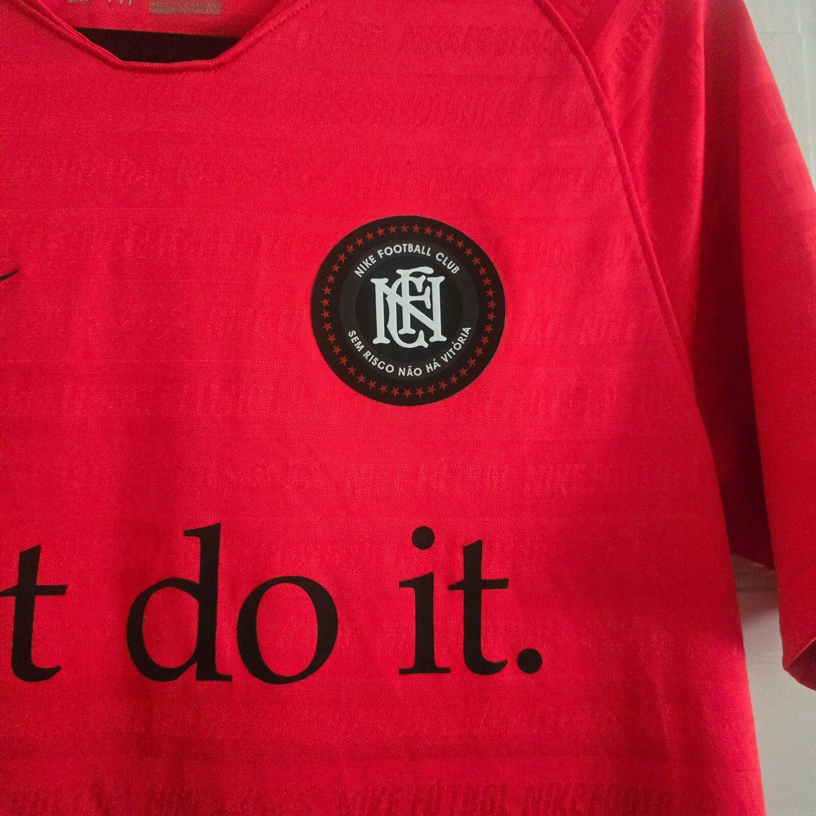 Nike Football Club Red Dri-FIT 'Just Do It' T-Shirt Small