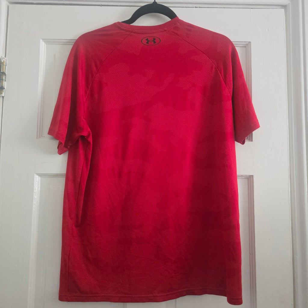 Under Armour Loose Fit Red Camo Short Sleeve Performance T-Shirt Medium