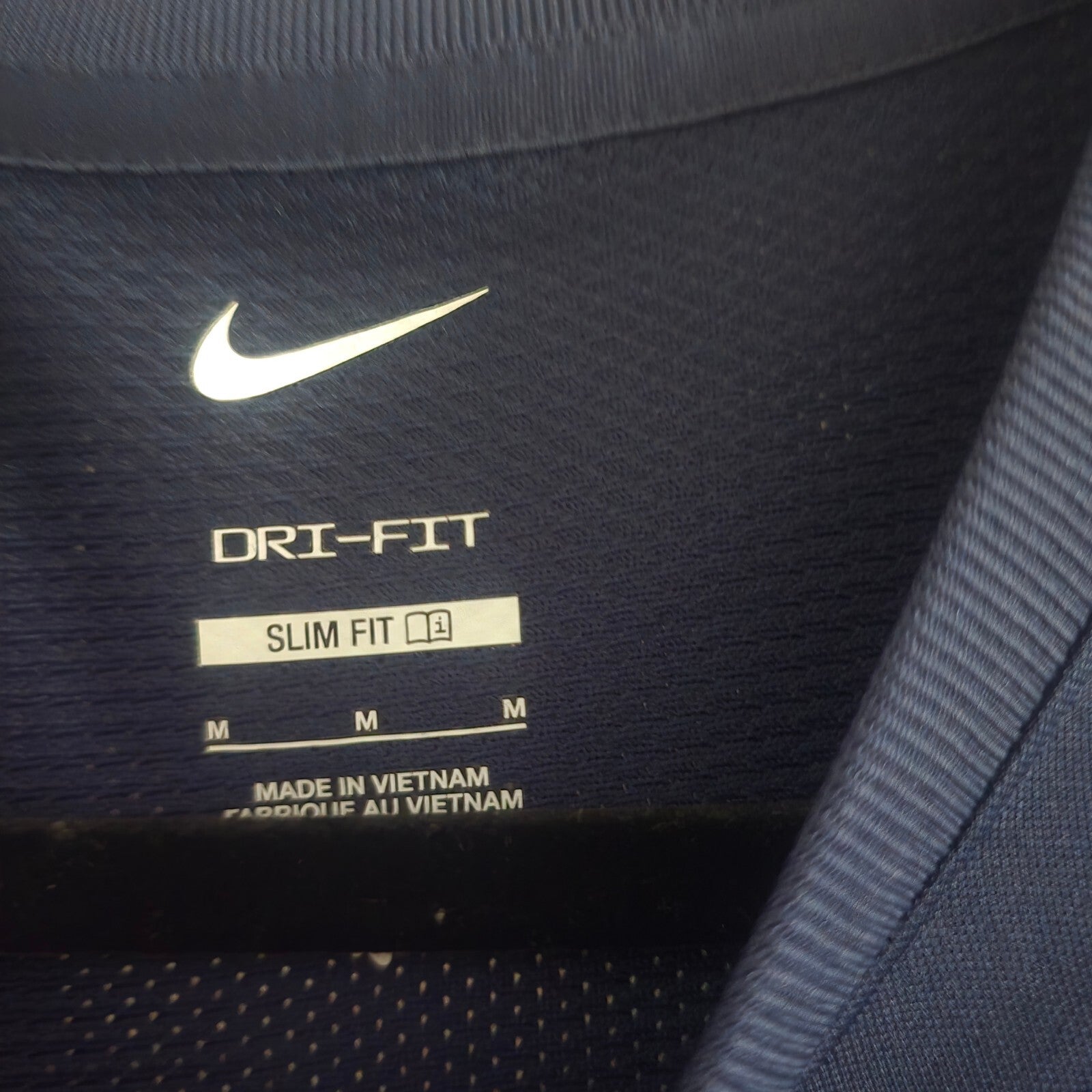 Nike Dri-FIT Slim Fit Navy and White Sports T-Shirt Medium, Sportswear, Gym