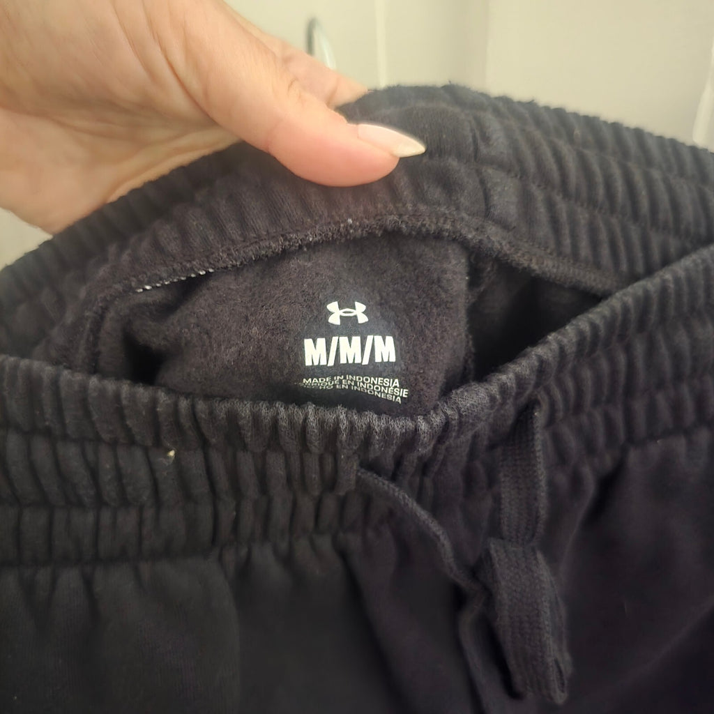 Under Armour Black Jogger Sweatpants Medium, drawstring waist