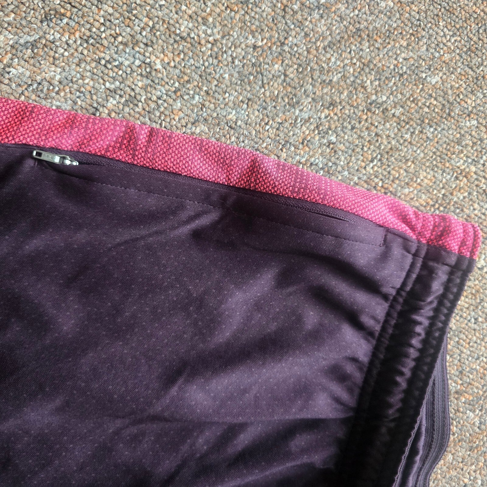 Nike Dri-Fit Men's Athletic Shorts Medium Black with Pink Stripes