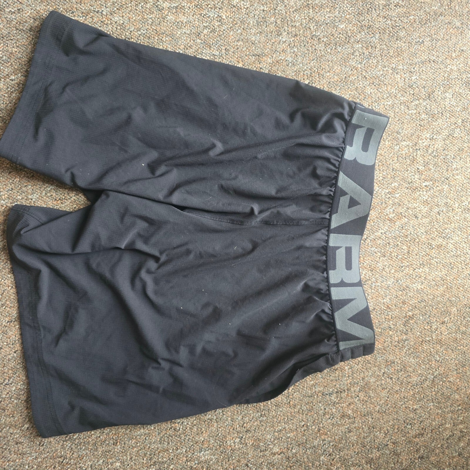 Under Armour Men's Black Athletic Shorts Medium, elasticated waist, sports, gym