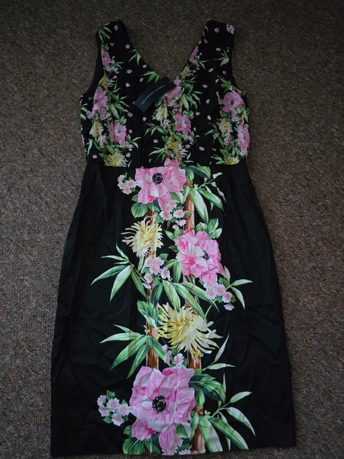BNWT French Connection floral print pencil dress Size 12, wedding, holiday