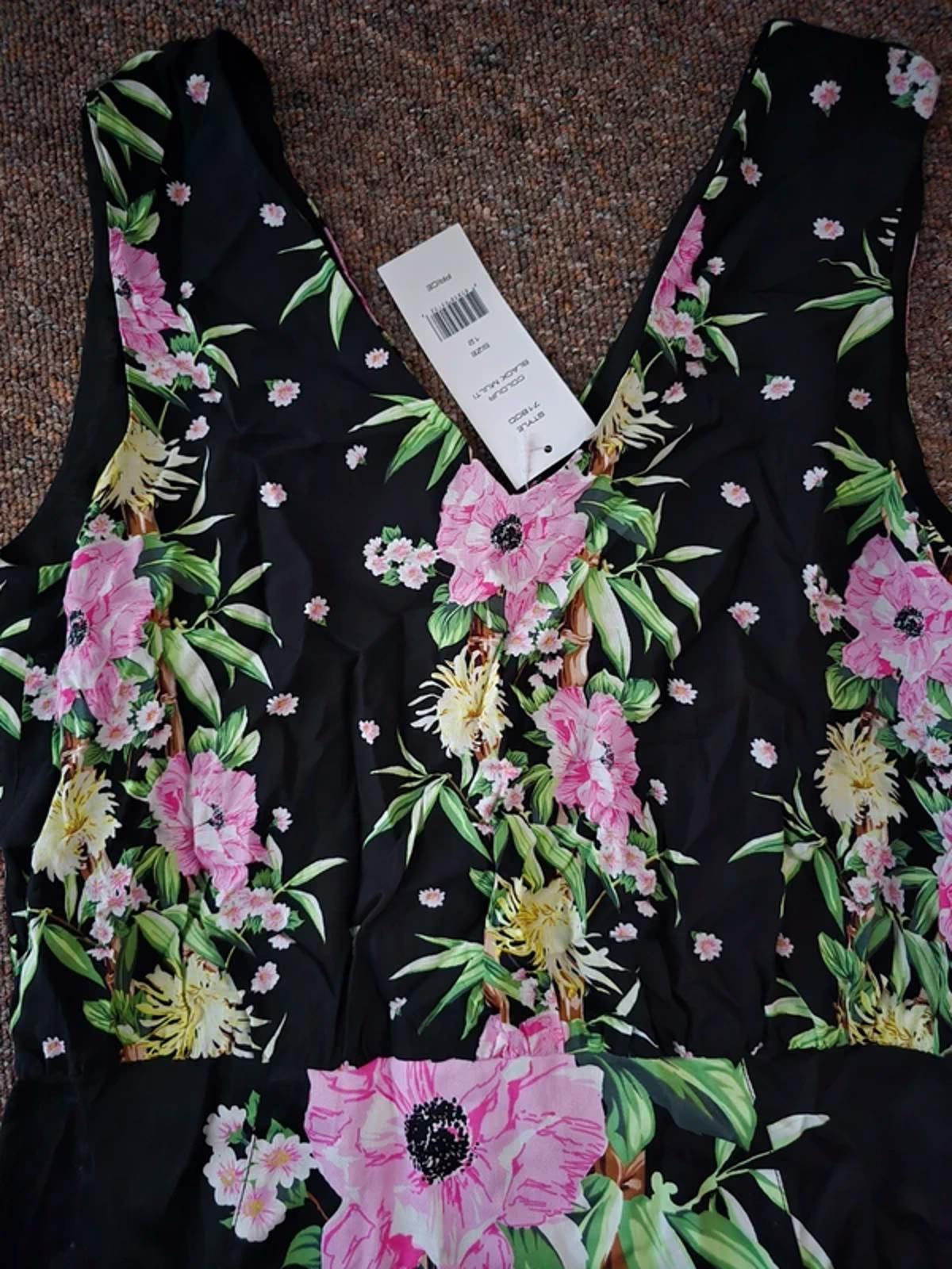 BNWT French Connection floral print pencil dress Size 12, wedding, holiday
