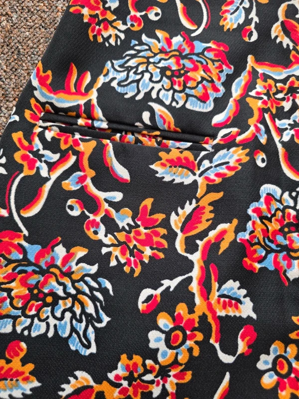 Zara Black Floral miniskirt, gold zipper, size M