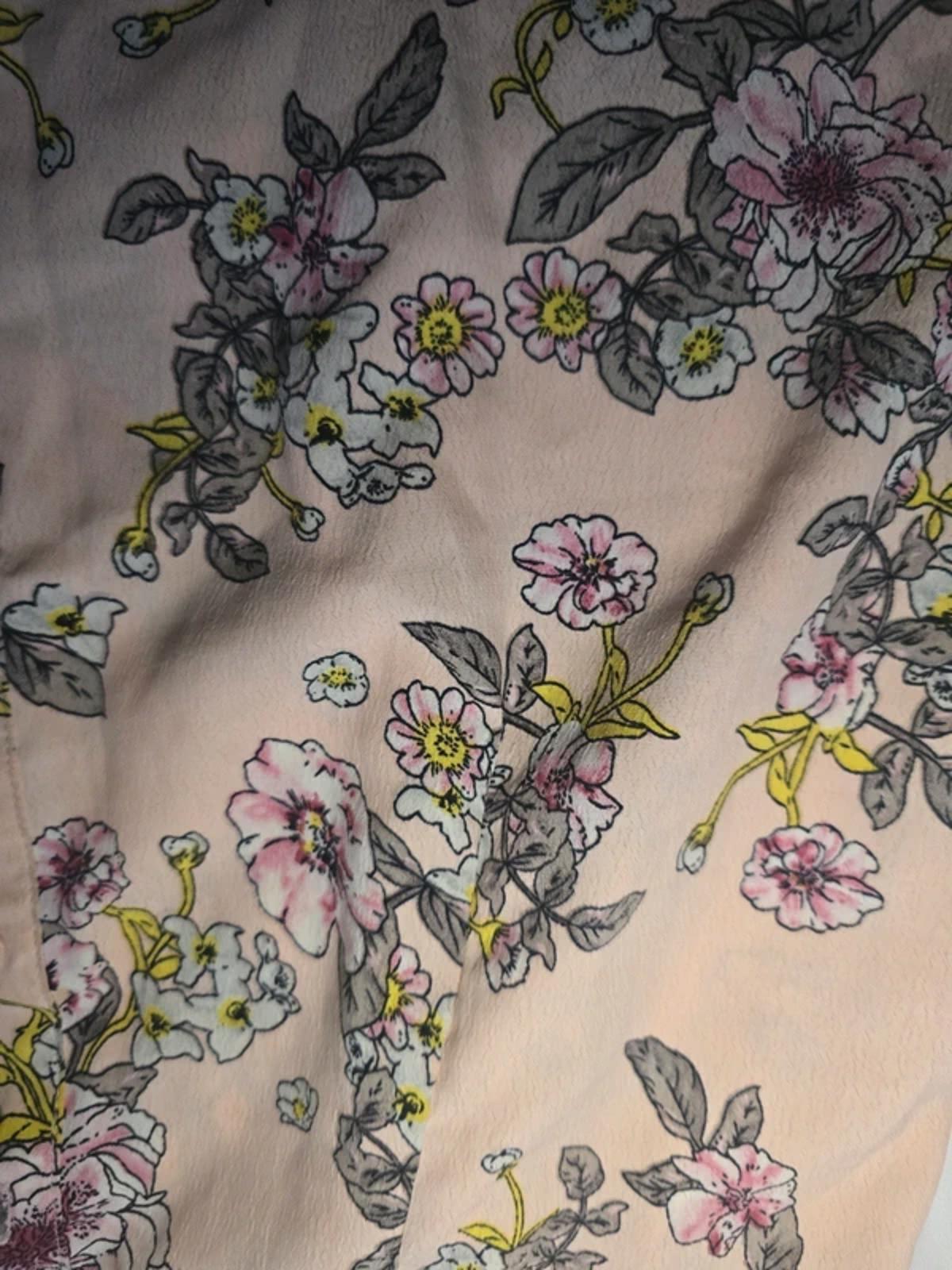 Floral print mini dress with open back detail, great for hol, summer, size 8
