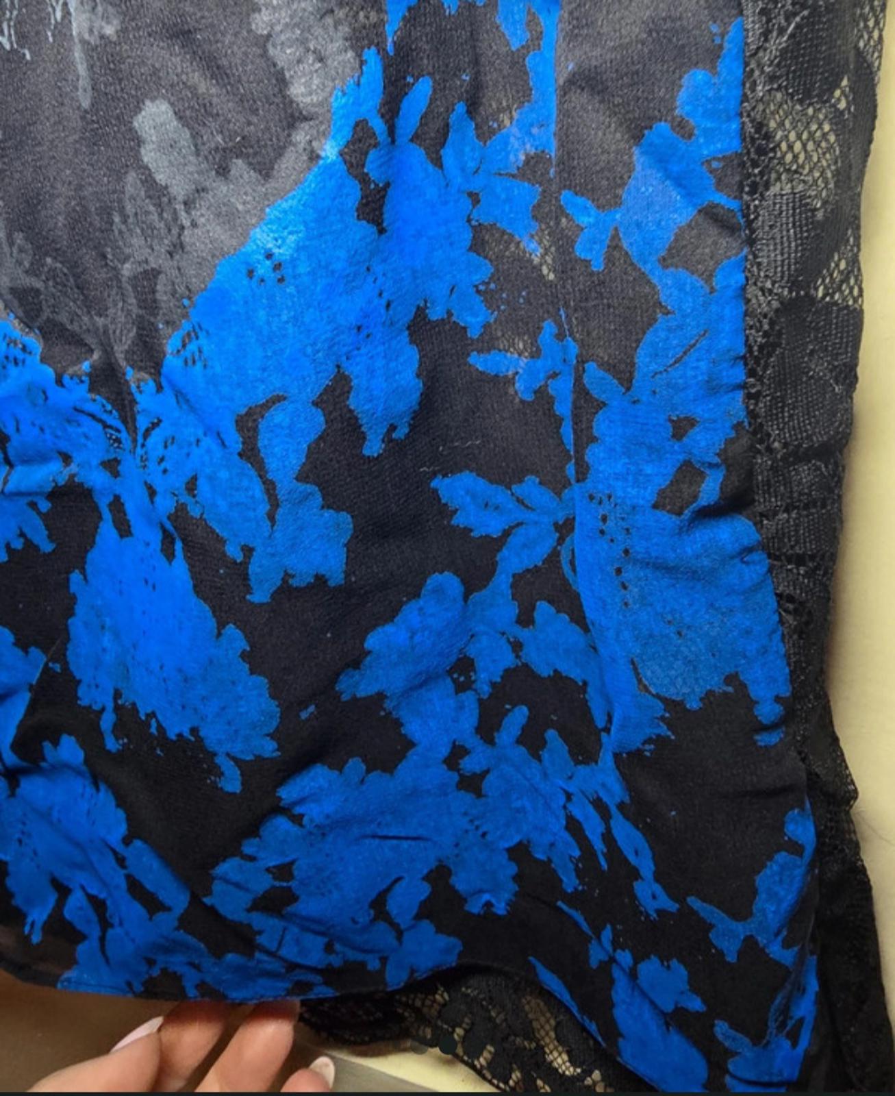 Elie Tahari Black and Blue Lace Sleeveless Top, luxury, designer, size M