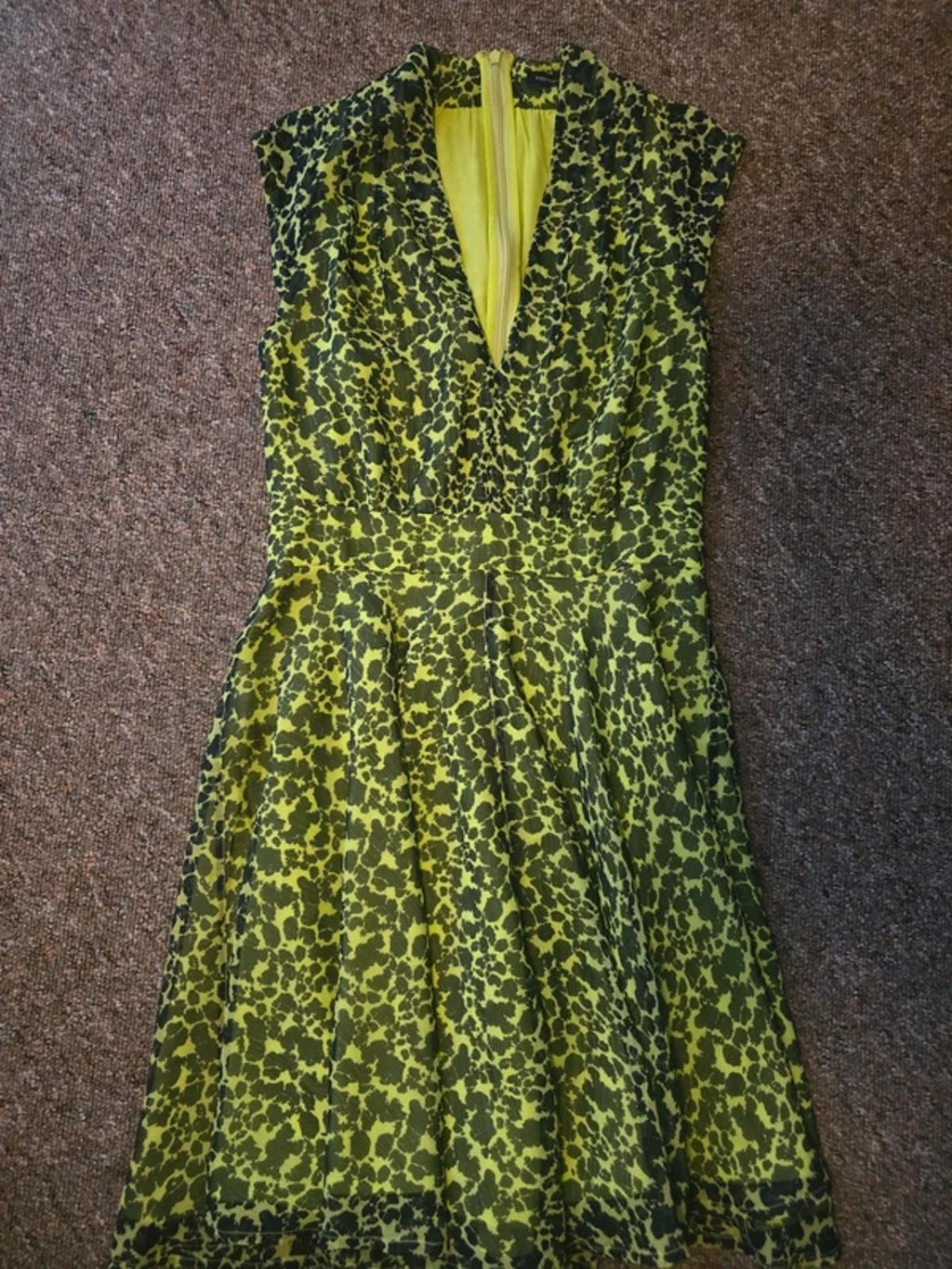 French Connection Feline Wonder A Line Dress, Size 10, Green Animal Print V Neck