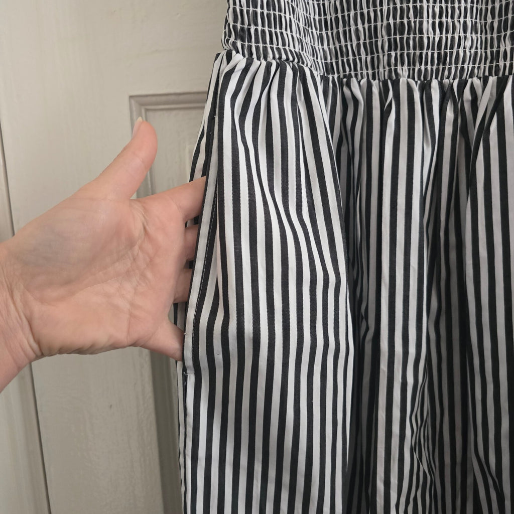 French Connection BNWT Black and White Striped Sleeveless Shirred Dress Size 12