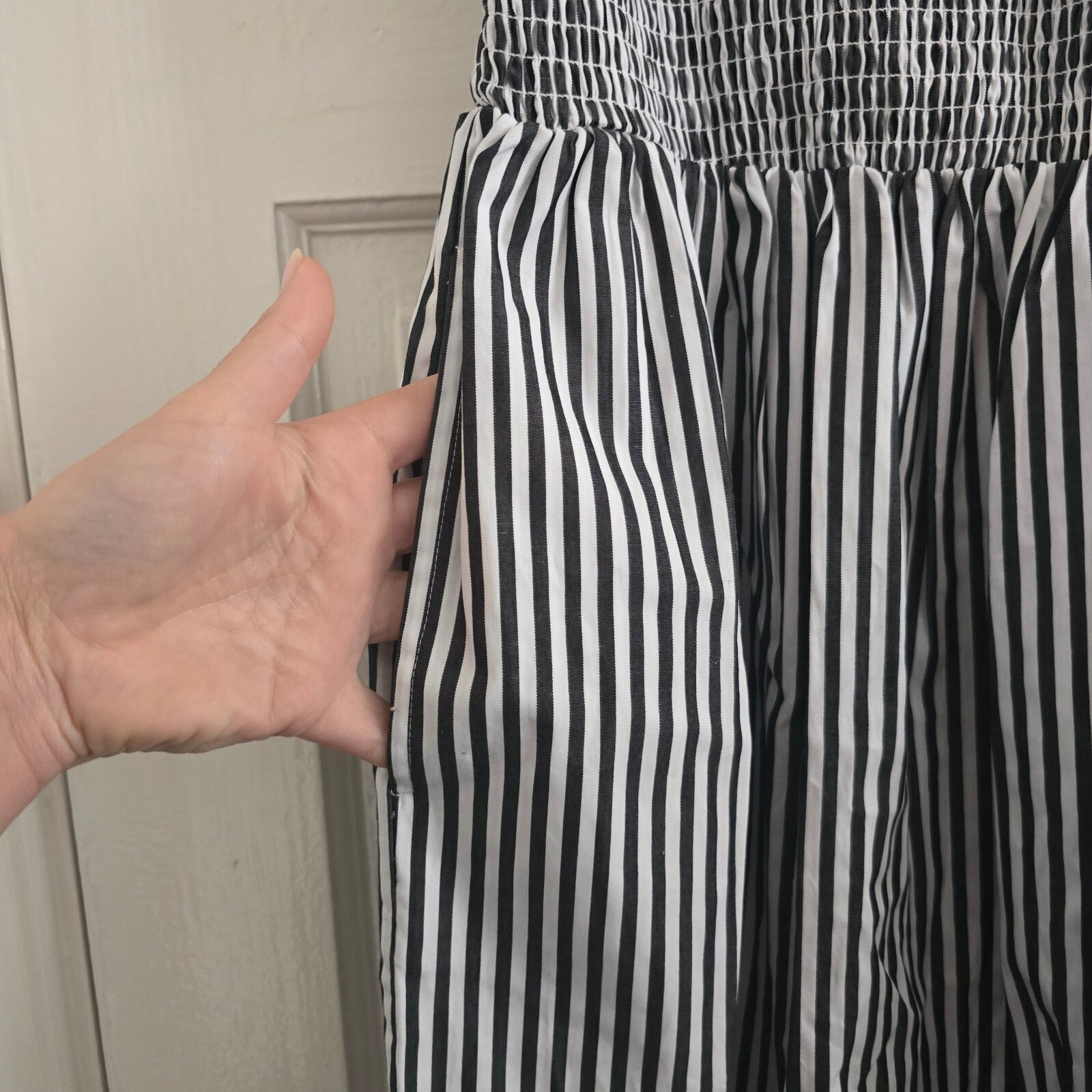 French Connection BNWT Black and White Striped Sleeveless Shirred Dress Size 12