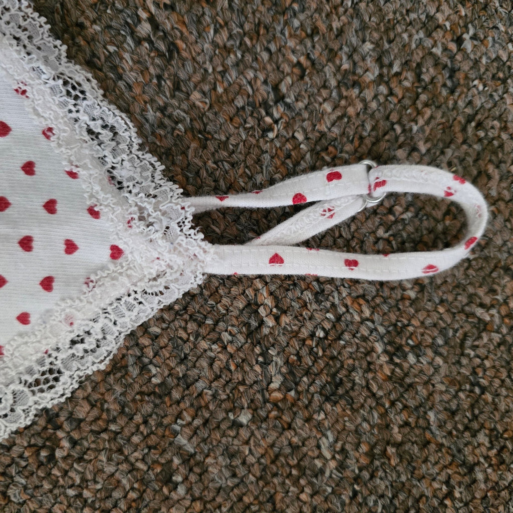 Brandy Melville White and Red Heart Print Lace Trim Cami Top, size S, Y2K
