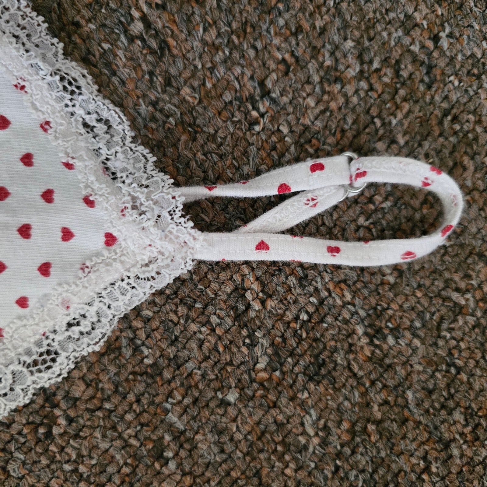 Brandy Melville White and Red Heart Print Lace Trim Cami Top, size S, Y2K