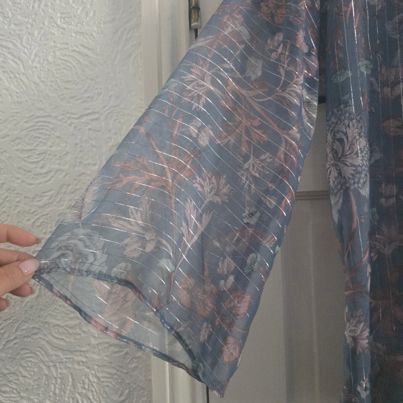 Next Blue Floral Sheer Cardigan Top Blouse Size 10, relaxed lightweight BNWT