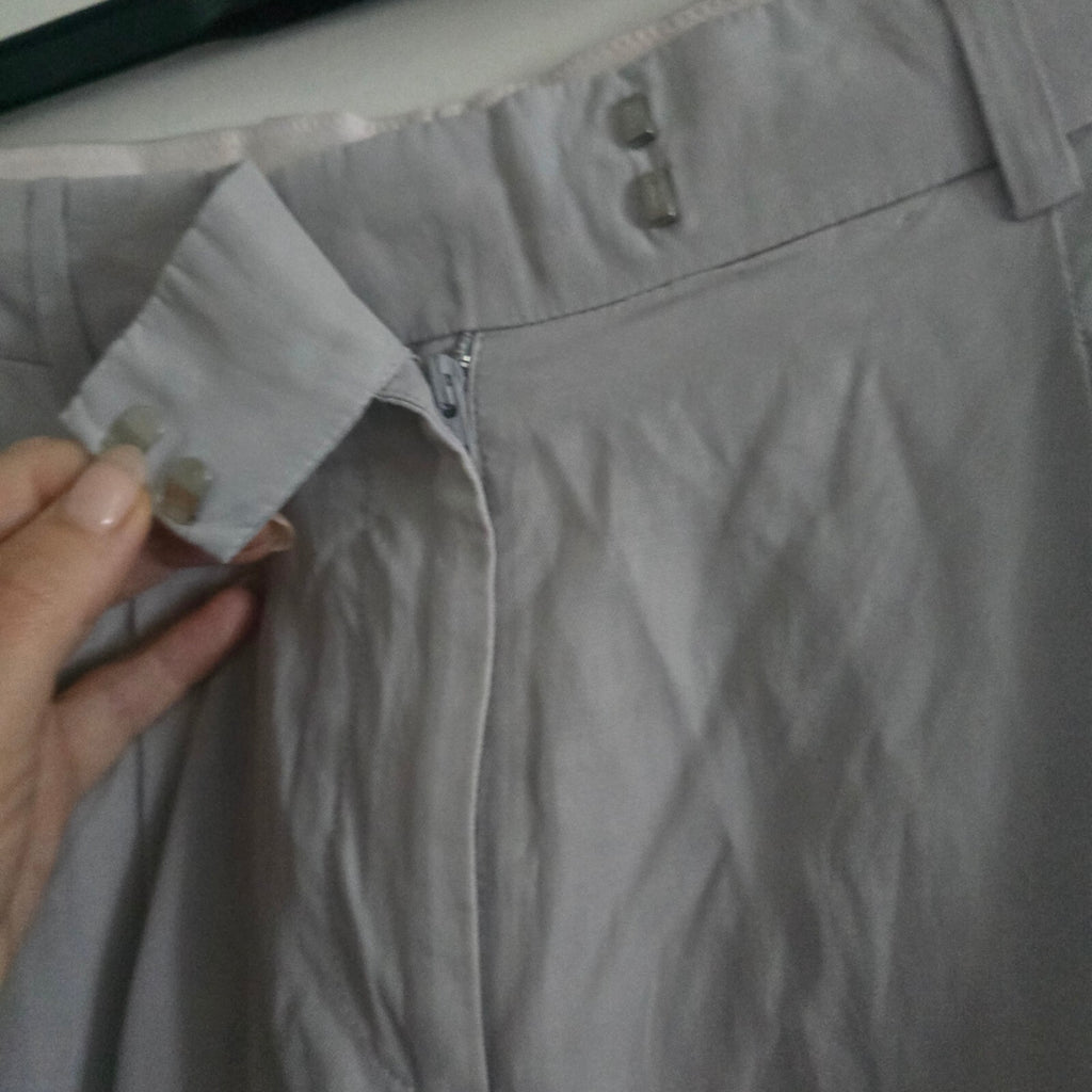 COS Light Grey Tapered Trousers with Hook and Zip Closure size 34 (UK8) turn ups