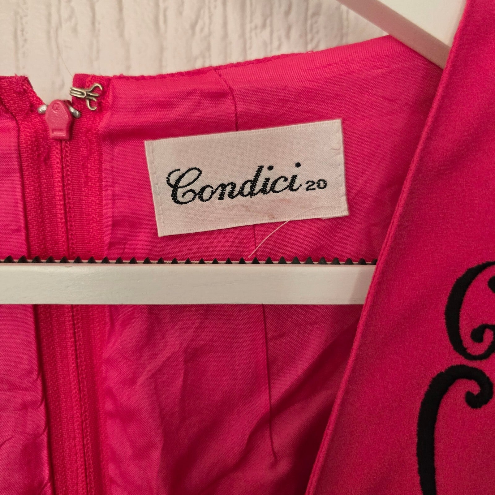 Condici Pink and Black Two-Tone Dress with Embroidered Detail, Size 20, elegant