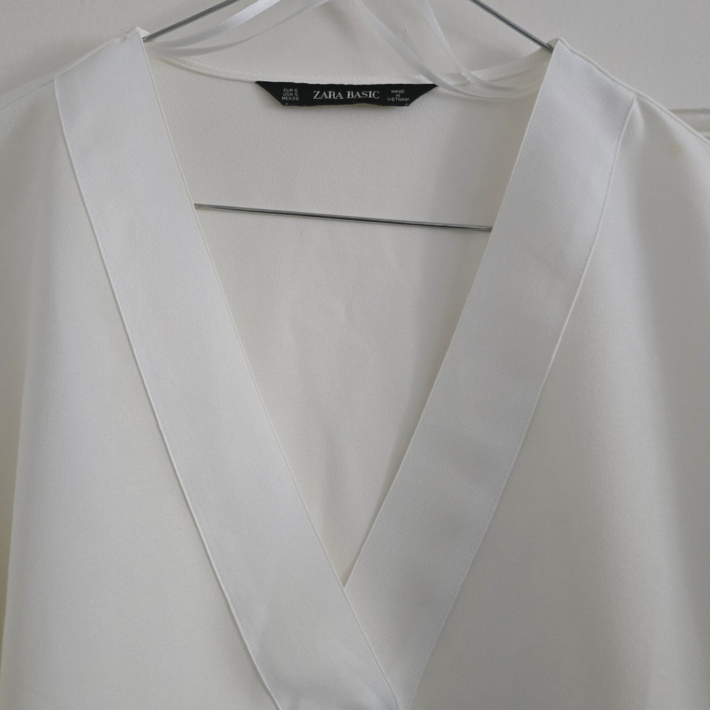 Zara Basic White V-Neck Blouse with Tie Sleeves - Size Small