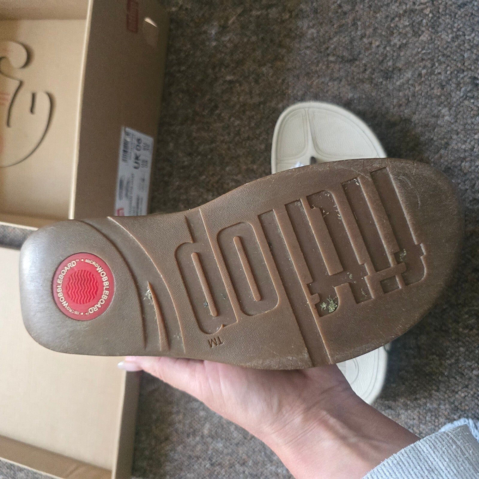 FitFlop Women's Khaki Green and Beige Thong Sandals UK 6