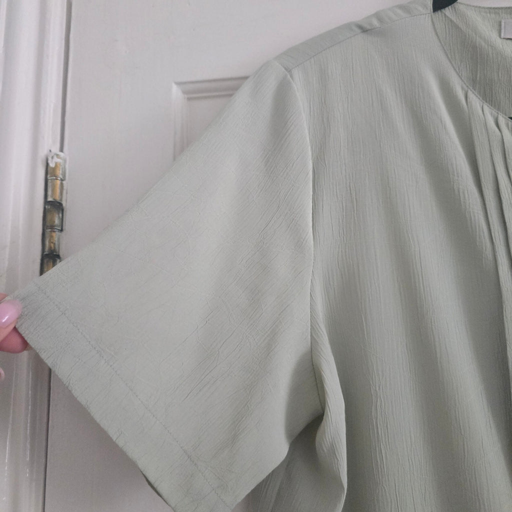 Jacques Vert Light Green Pleated Front Short Sleeve Blouse UK 12