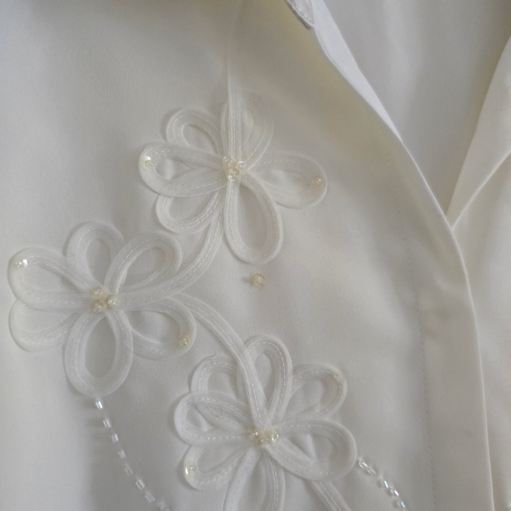 BM Women's White Embroidered Applique Button-Up Blouse Shirt Size 16