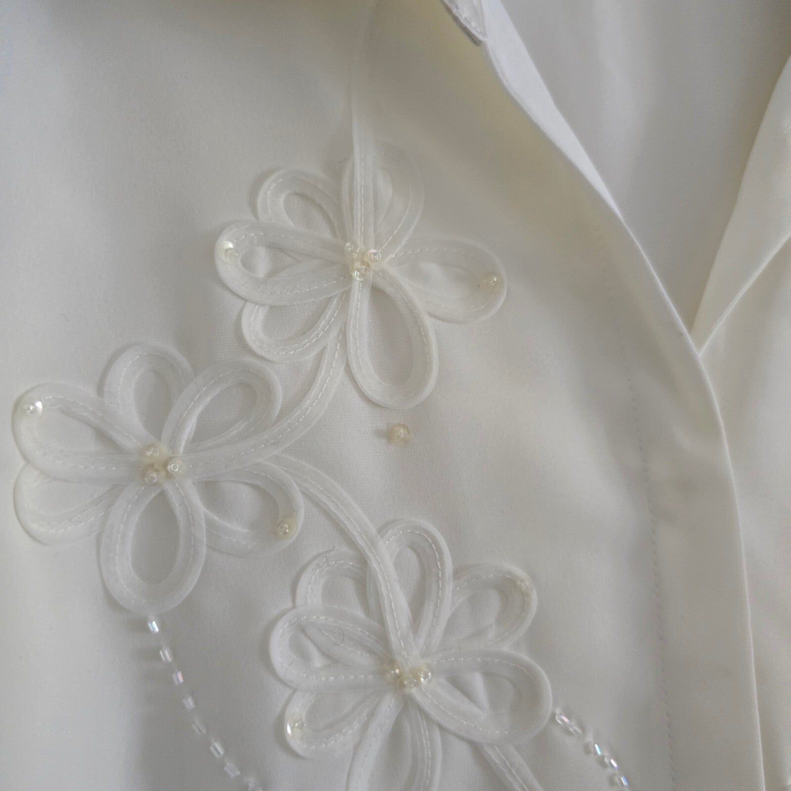 BM Women's White Embroidered Applique Button-Up Blouse Shirt Size 16